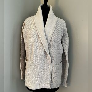 Lululemon Size Medium Sweater- Amazing!